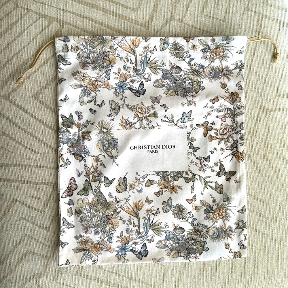 DIOR beauty collection privee  2024 Limited Edition Drawstring Pouch